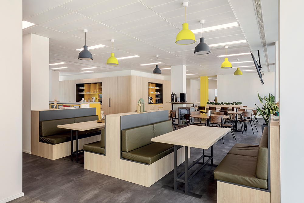 Il workplace si apre alla città